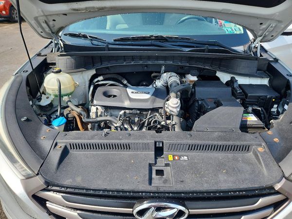2016 HYUNDAI TUCSON