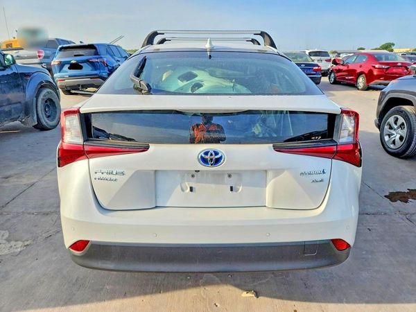 2021 TOYOTA PRIUS