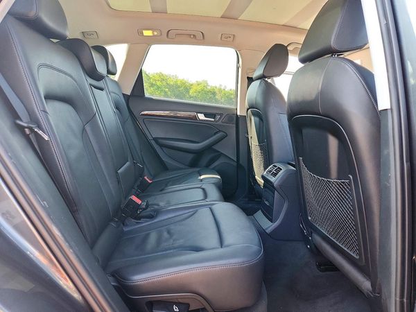 2017 AUDI Q5 quattro Premium