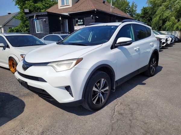 2018 TOYOTA RAV4 LE