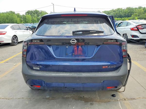 2025 NISSAN KICKS