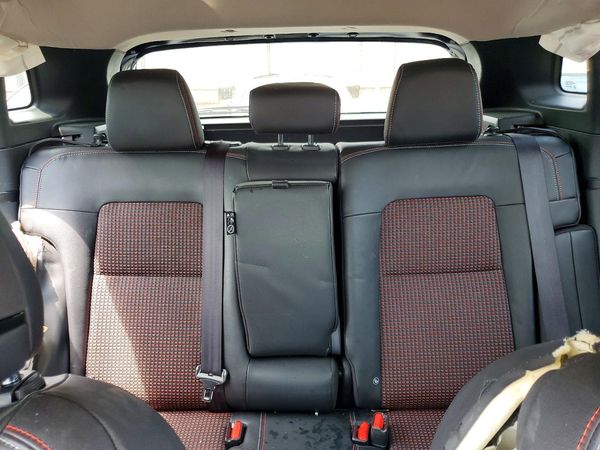 2025 NISSAN KICKS