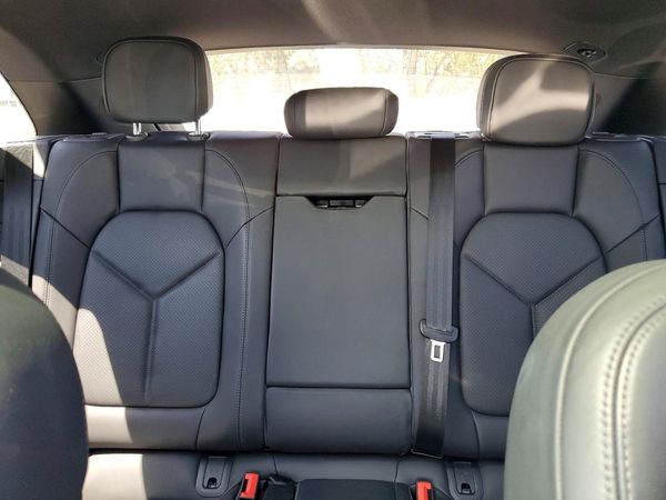 2021 PORSCHE MACAN S