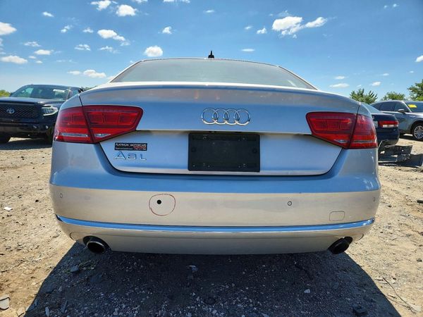 2013 AUDI A8