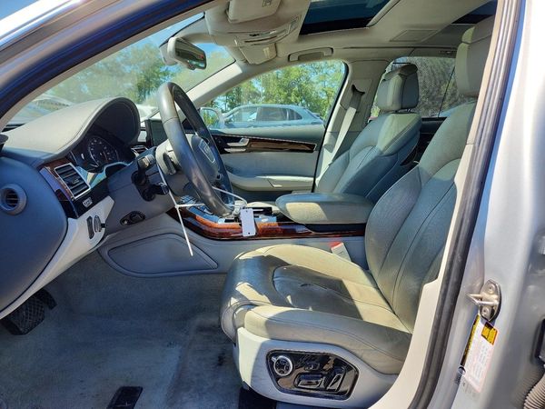 2013 AUDI A8