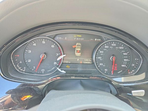 2013 AUDI A8