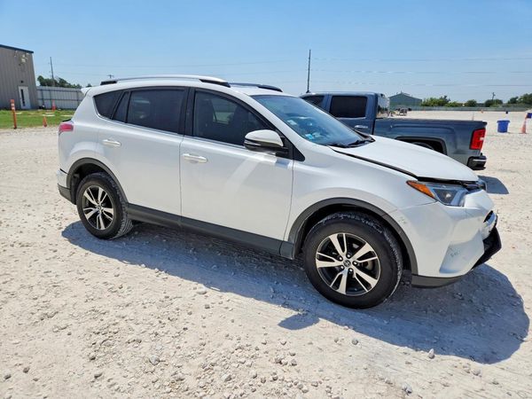 2018 TOYOTA RAV4 Adventure/XLE
