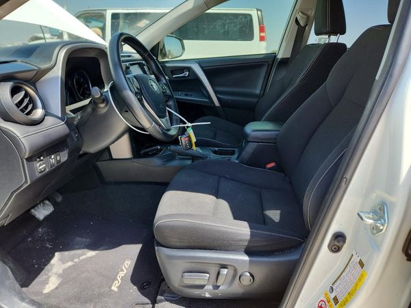 2018 TOYOTA RAV4 Adventure/XLE
