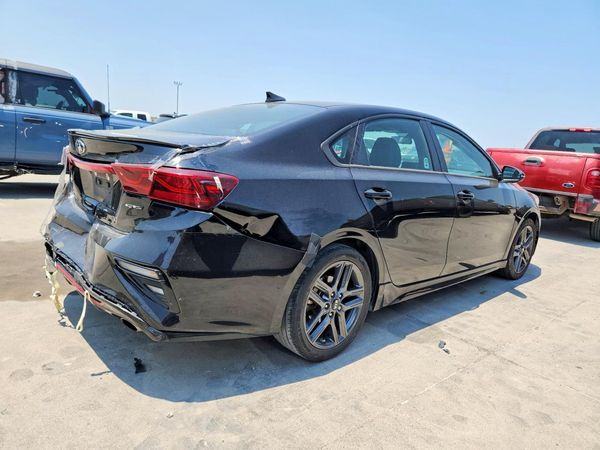 2020 KIA FORTE GT Line
