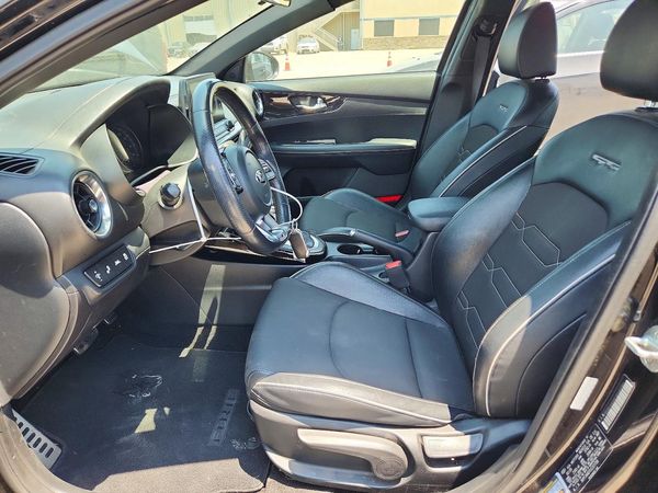 2020 KIA FORTE GT Line