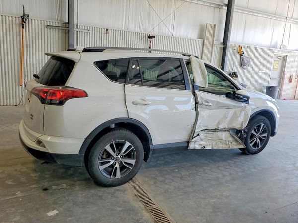 2018 TOYOTA RAV4 Adventure/XLE