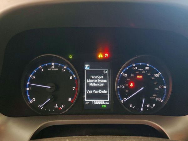 2018 TOYOTA RAV4 Adventure/XLE
