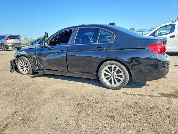 2016 BMW 320