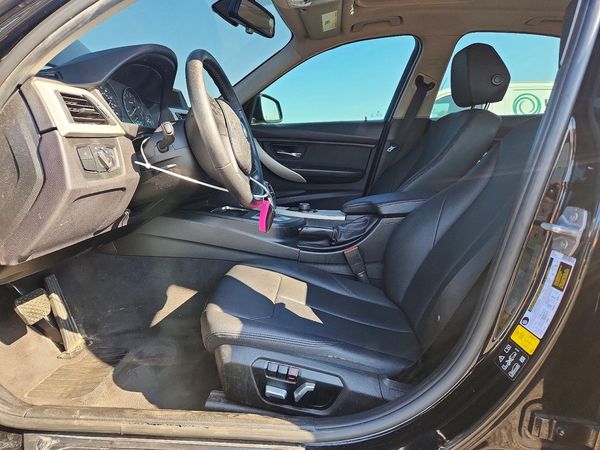 2016 BMW 320
