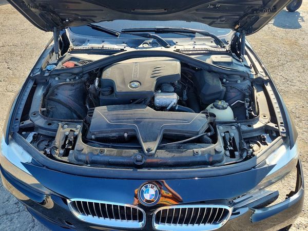 2016 BMW 320
