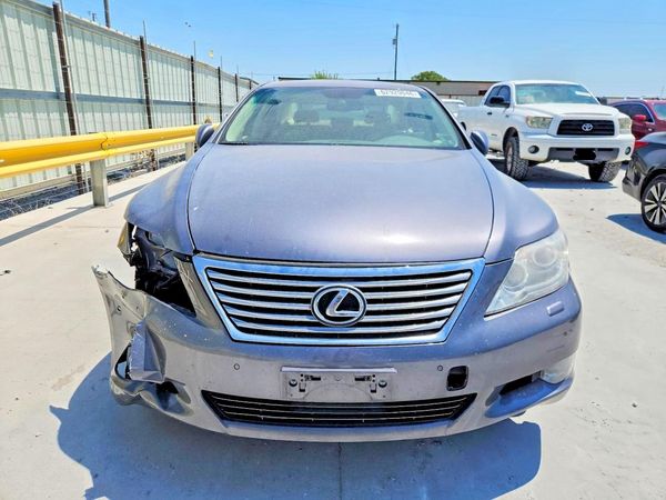 2012 LEXUS LS 460L