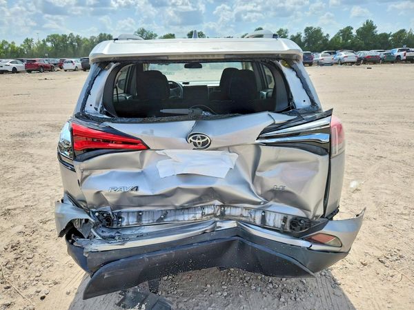 2018 TOYOTA RAV4 LE