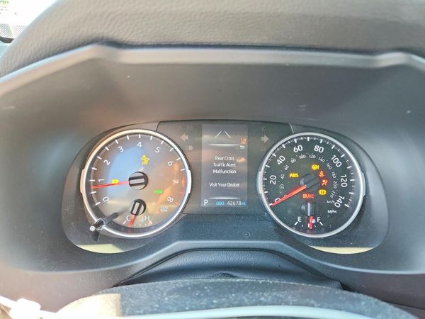 2019 TOYOTA RAV4 LE