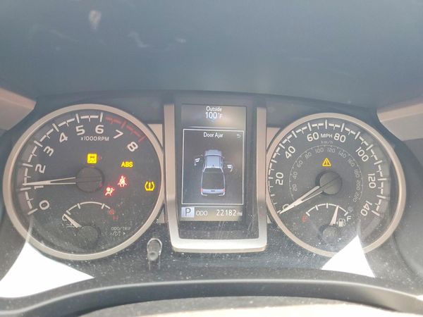 2021 TOYOTA TACOMA SR5