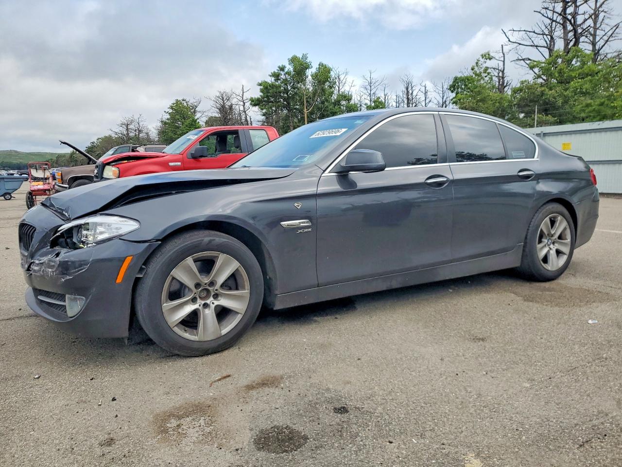 2012 BMW 528