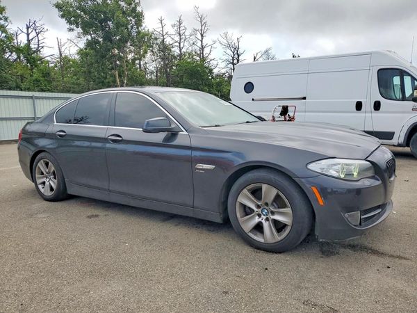 2012 BMW 528
