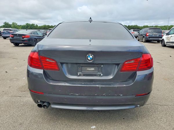 2012 BMW 528