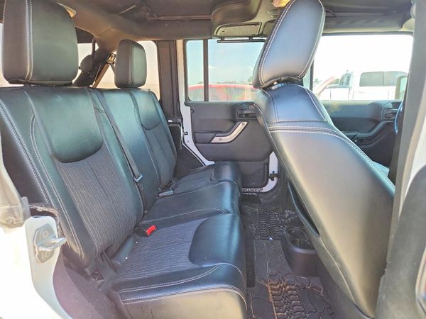 2015 JEEP WRANGLER UNLIMITED SPORT 4X4