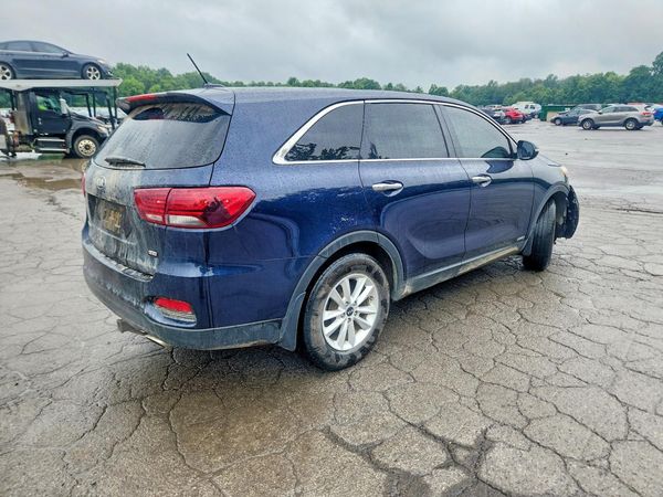 2020 KIA SORENTO L, LX, S