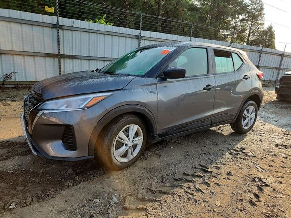 2025 NISSAN KICKS PLAY