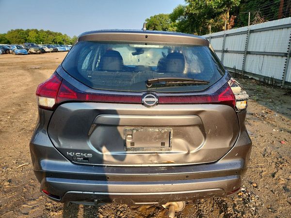 2025 NISSAN KICKS PLAY S