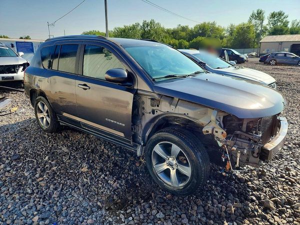 2017 JEEP COMPASS LATITUDE 4X4
