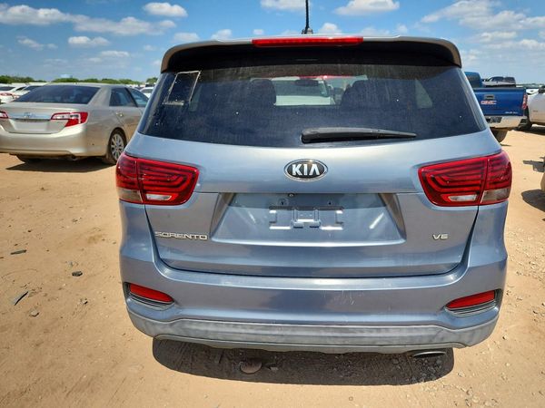2020 KIA SORENTO L, LX, S