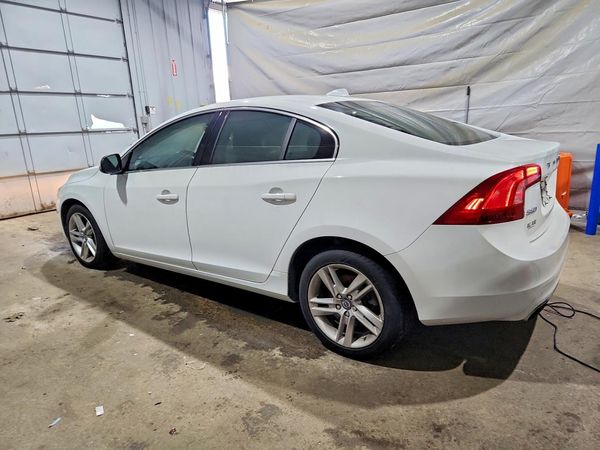 2014 VOLVO S60