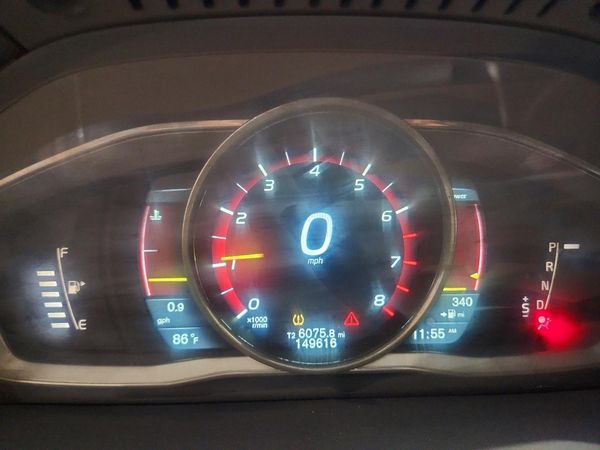 2014 VOLVO S60