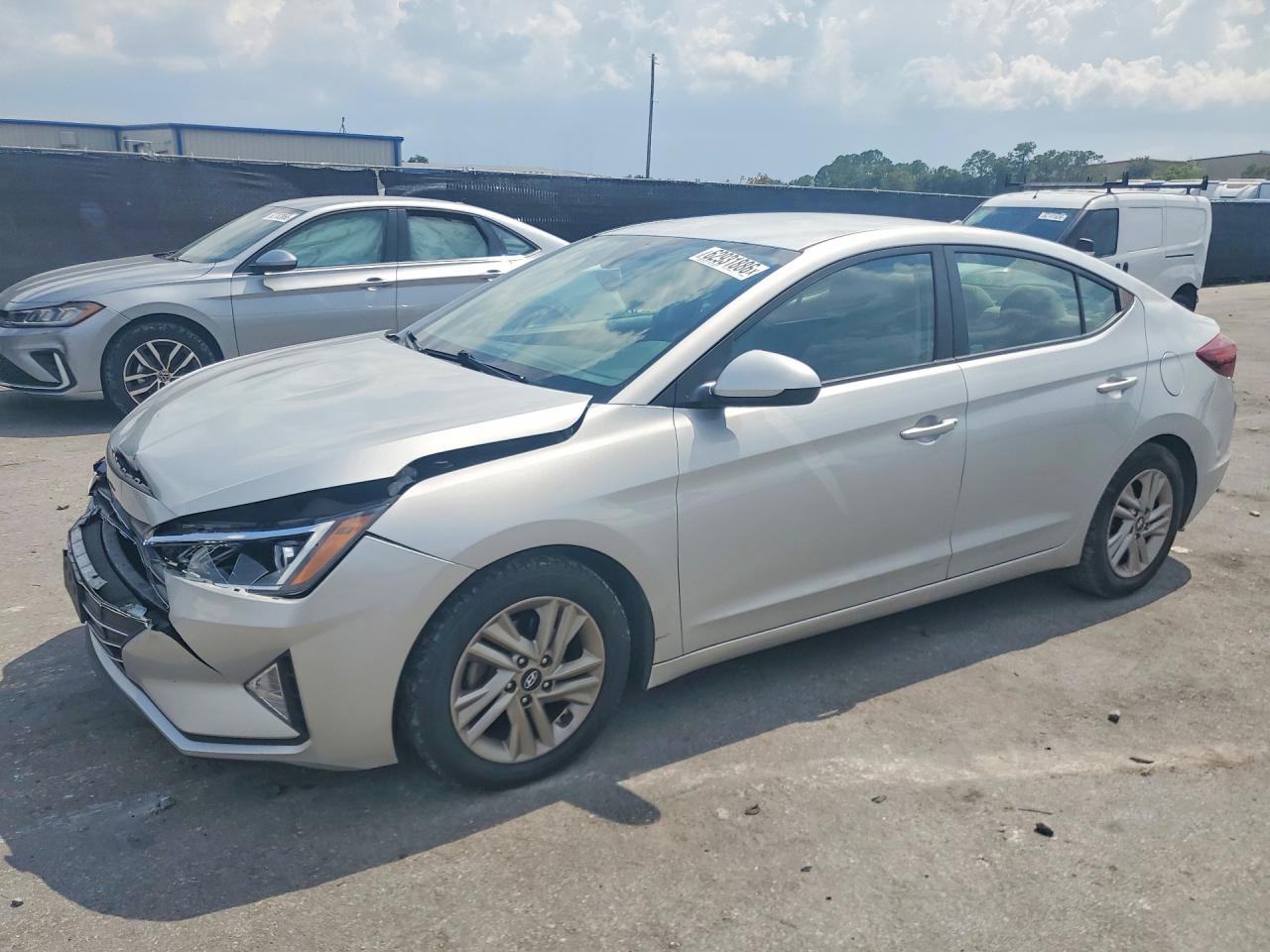 2019 HYUNDAI ELANTRA