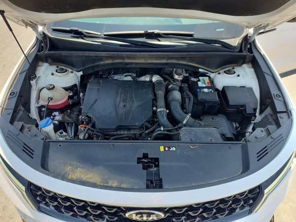 2021 KIA SORENTO SX, SXP
