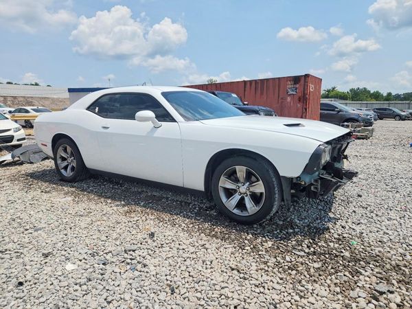 2016 DODGE CHALLENGER SXT
