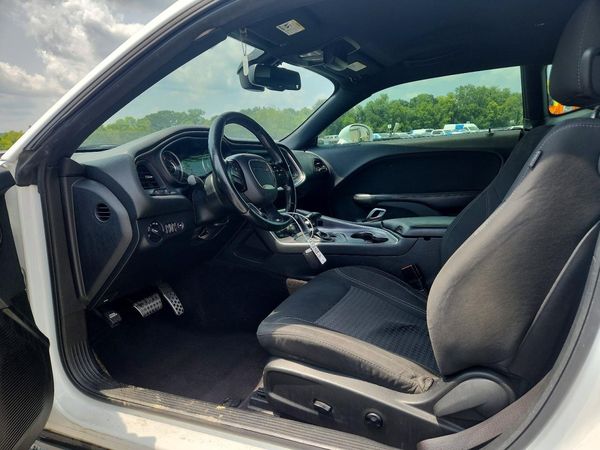 2016 DODGE CHALLENGER SXT
