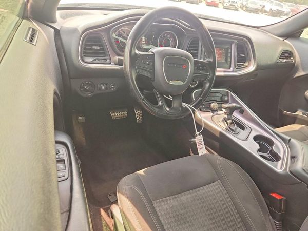 2016 DODGE CHALLENGER SXT