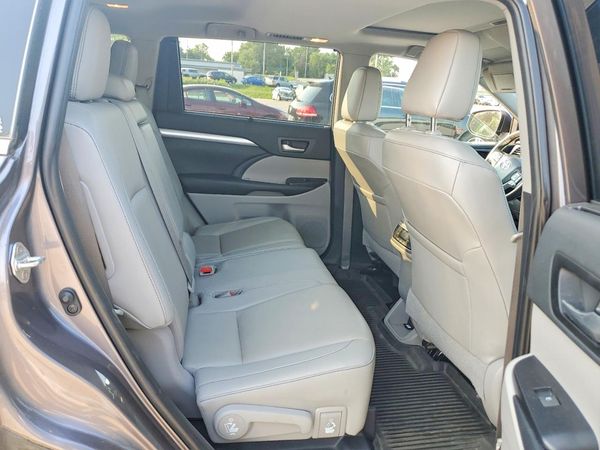 2019 TOYOTA HIGHLANDER SE/XLE
