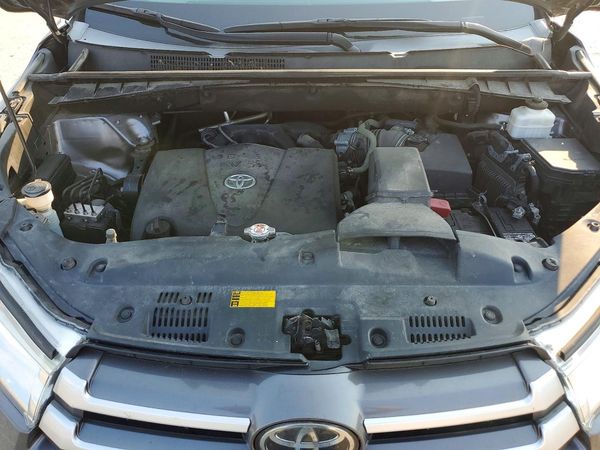 2019 TOYOTA HIGHLANDER SE/XLE