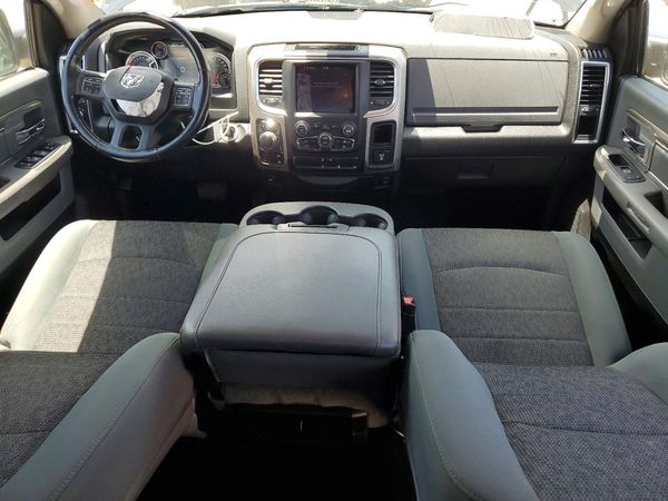 2020 RAM 1500 CLASSIC SLT