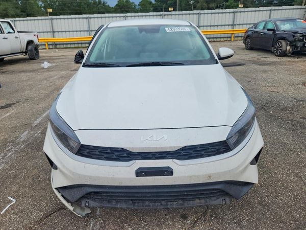 2022 KIA FORTE FE, LXS