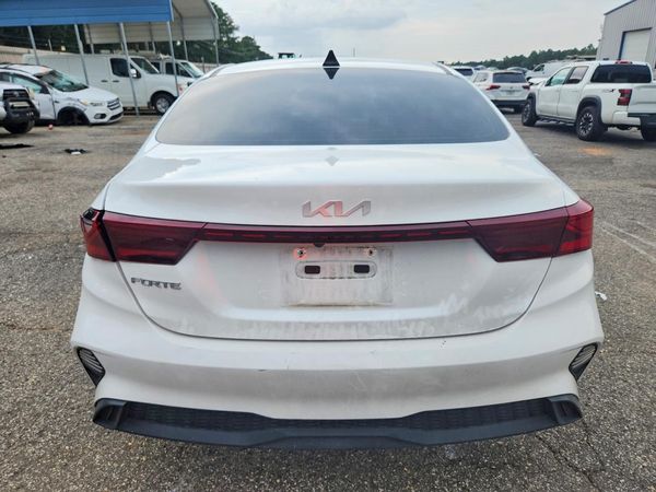 2022 KIA FORTE FE, LXS