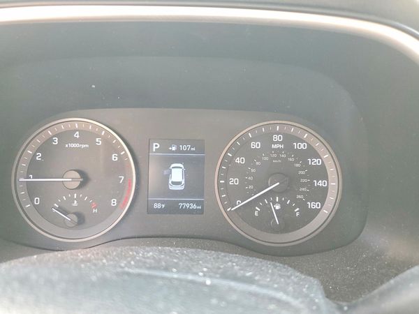 2019 HYUNDAI TUCSON SE
