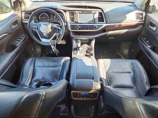 2016 TOYOTA HIGHLANDER Base/Hybrid