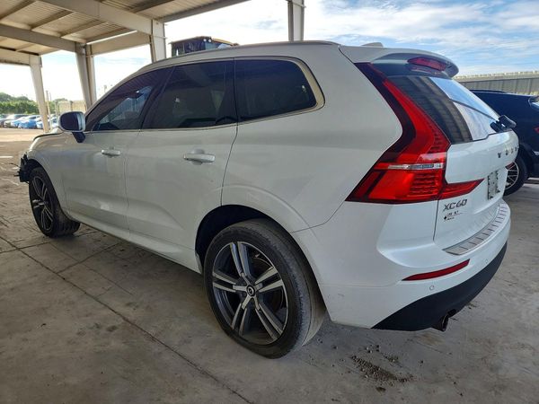 2020 VOLVO XC60