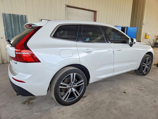 2020 VOLVO XC60