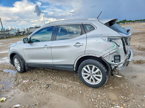 2021 NISSAN ROGUE SPORT SL