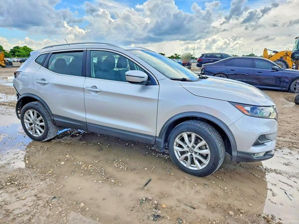 2021 NISSAN ROGUE SPORT SL